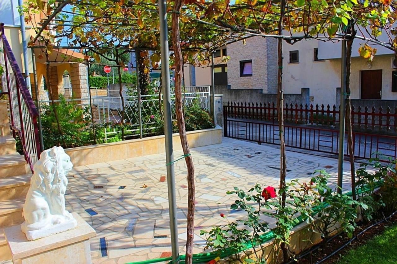 Ruzica Διαμέρισμα Πόρετς Εξωτερικό φωτογραφία